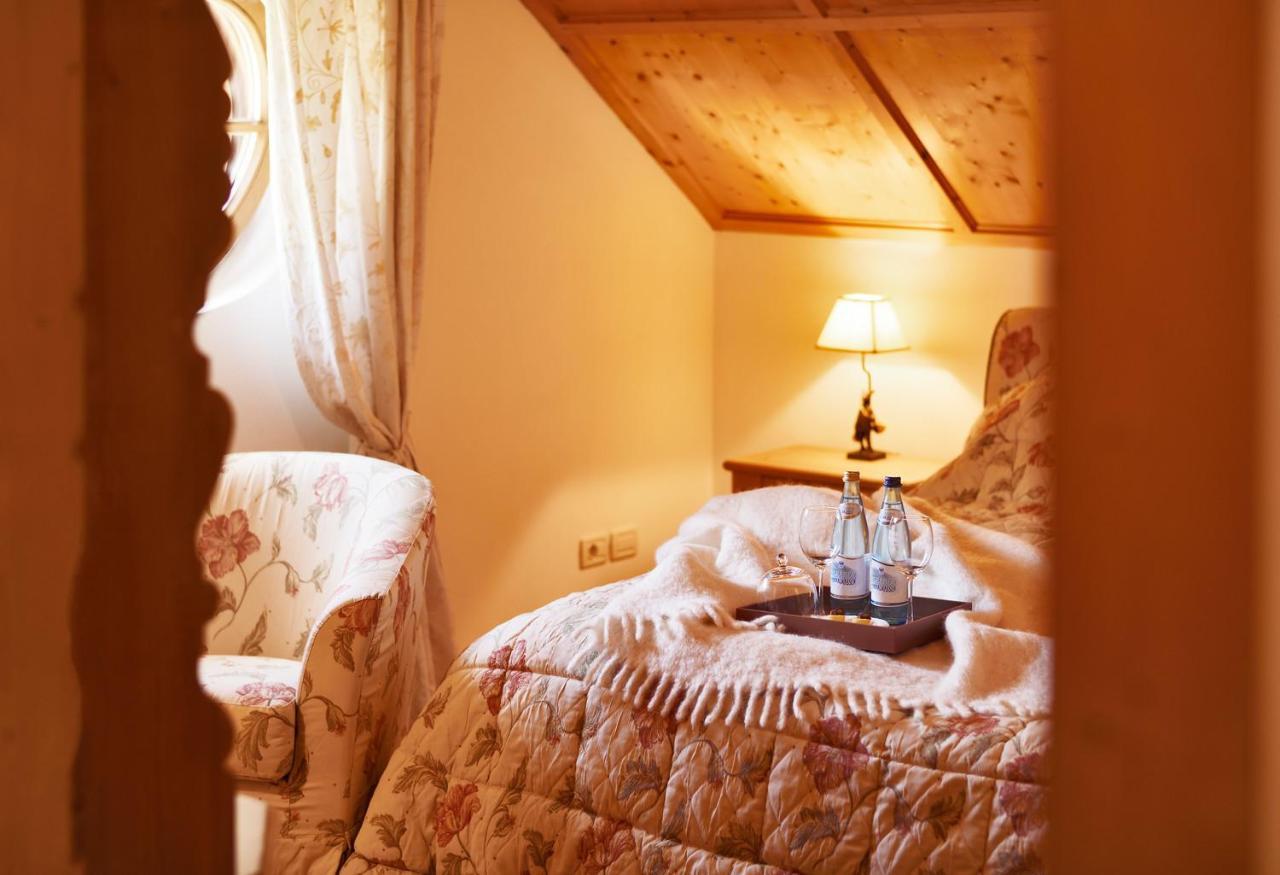 Schlosswirt Forst Lagundo Dış mekan fotoğraf